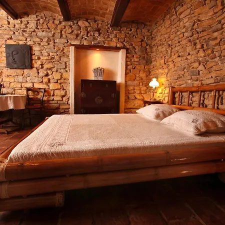 Mas D'alphonse Bed and Breakfast