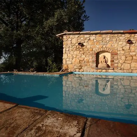 Mas D'alphonse Bed and Breakfast