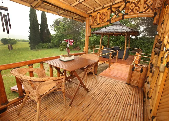 Mas D'alphonse Bed & Breakfast *